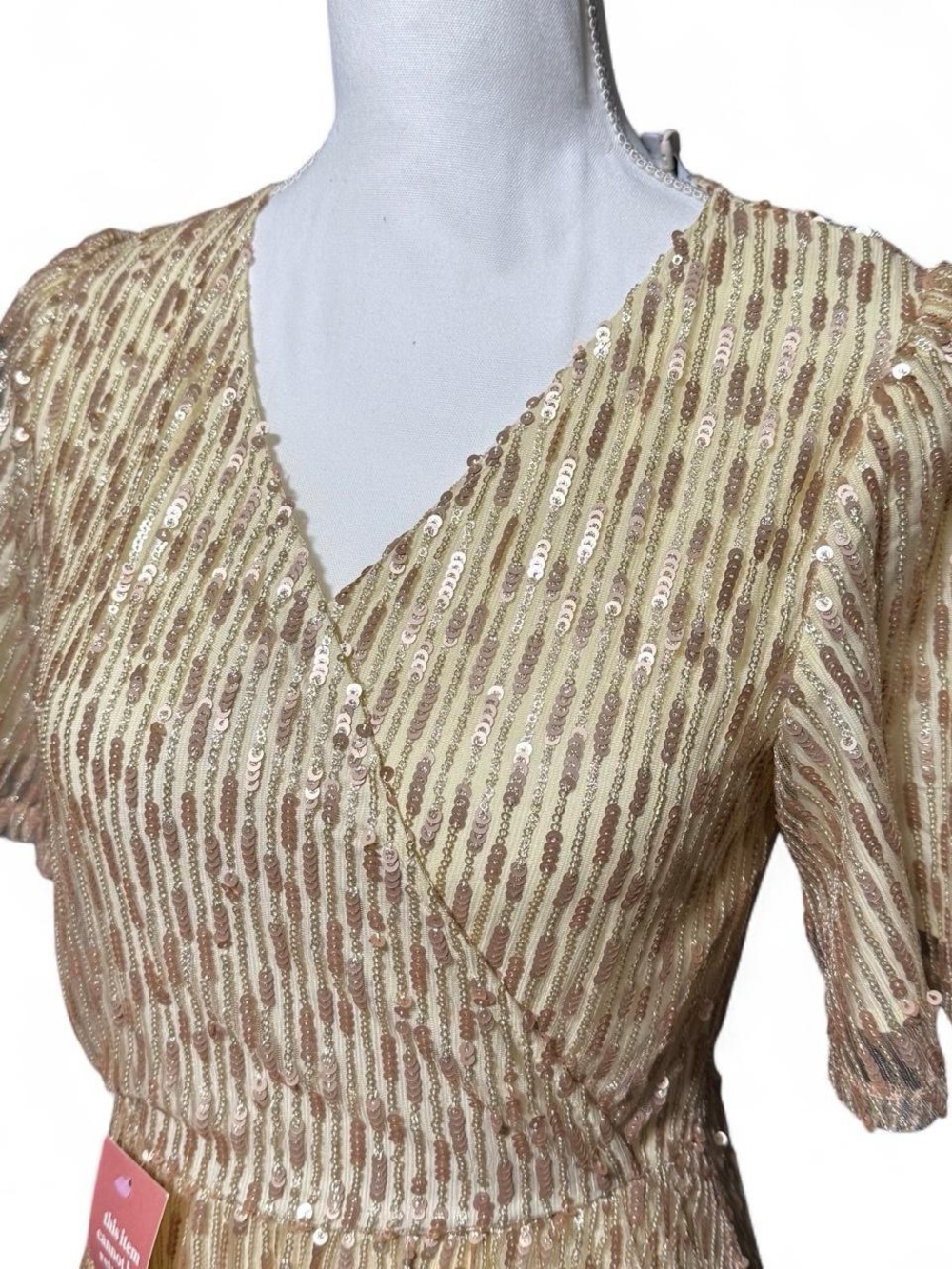 Ivy City Co Goldie Sequin Dress XS Champagne Gold Midi Formal Party NWT - Picture 3 of 8